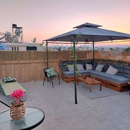 Holiday House Heraklion & Roof Garden エクステリア 写真