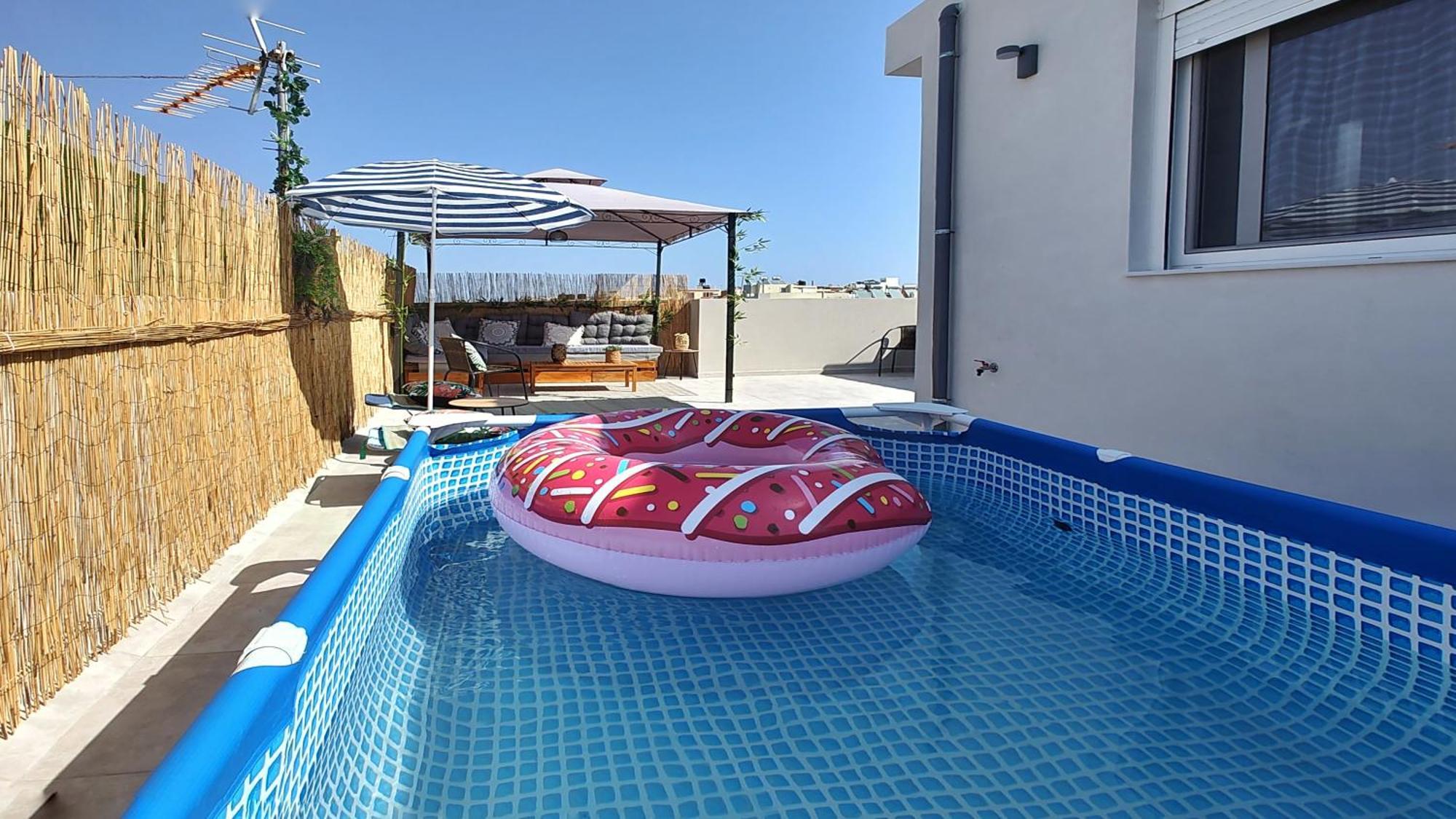 Holiday House Heraklion & Roof Garden エクステリア 写真